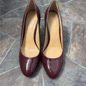 MICHAEL Michael Kors Ashby Flex pumps size 9M -Burgundy. New/never worn.